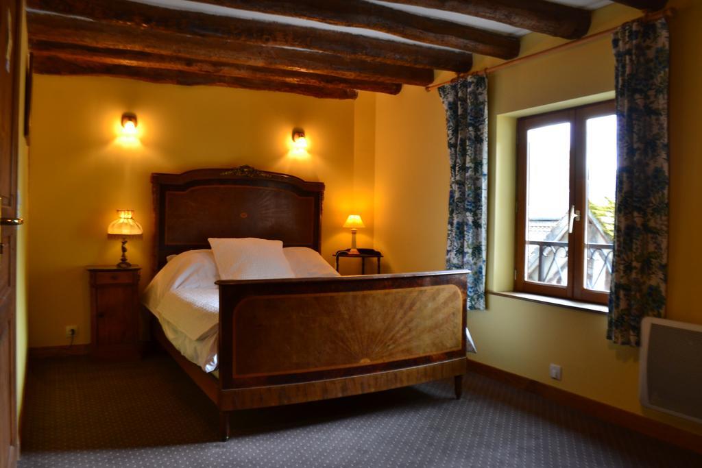 Les Trois Cheminees Chambres D'Hotes Livarot-Pays-d'Auge Exterior foto